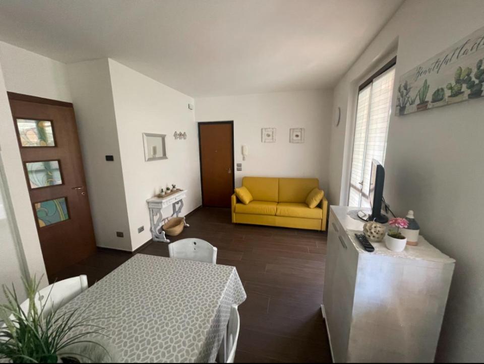 Super Rose Apartment Лацизе Екстериор снимка